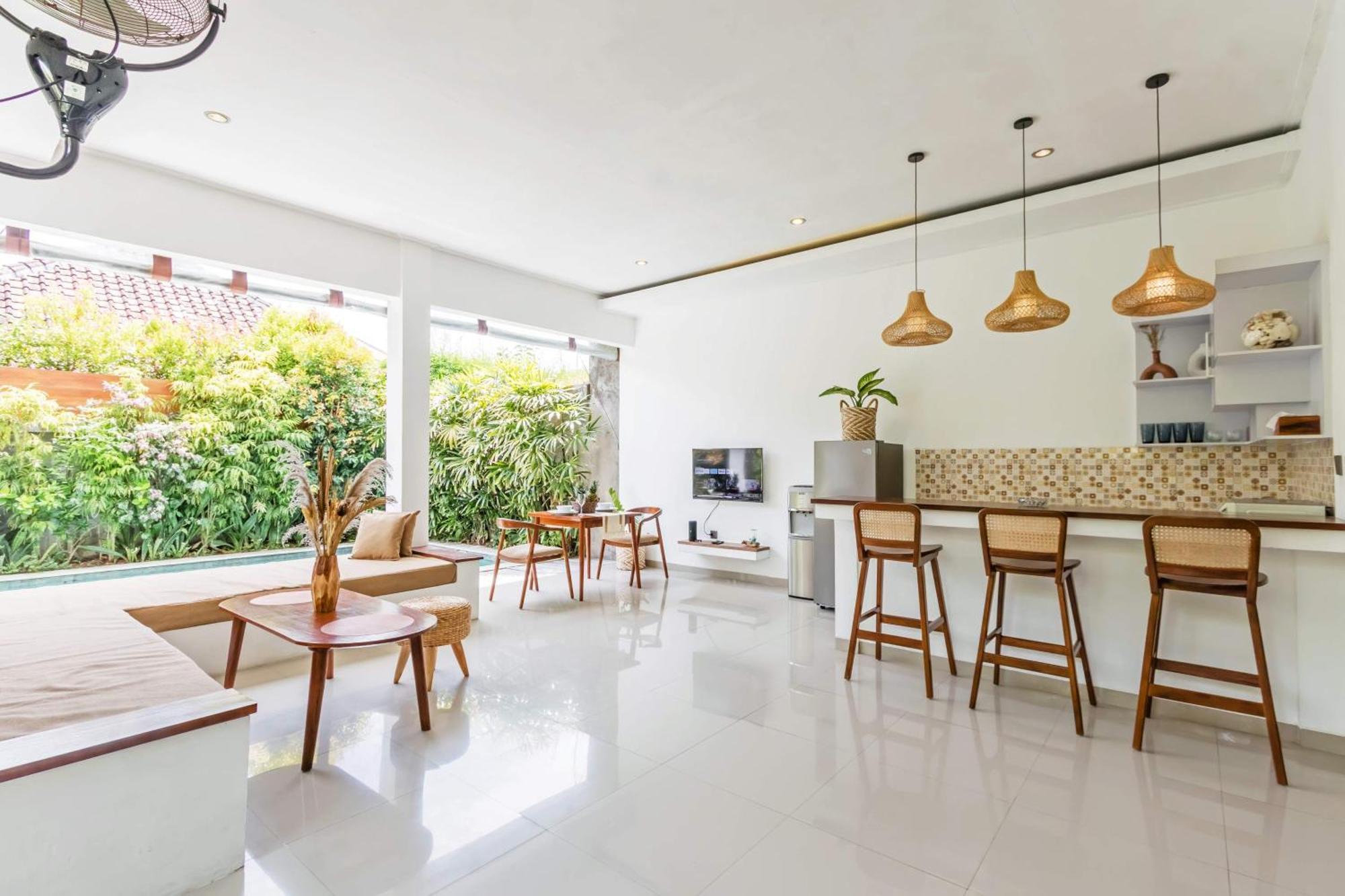 Adorable 1Br Villas In The Herat Of Seminyak Экстерьер фото