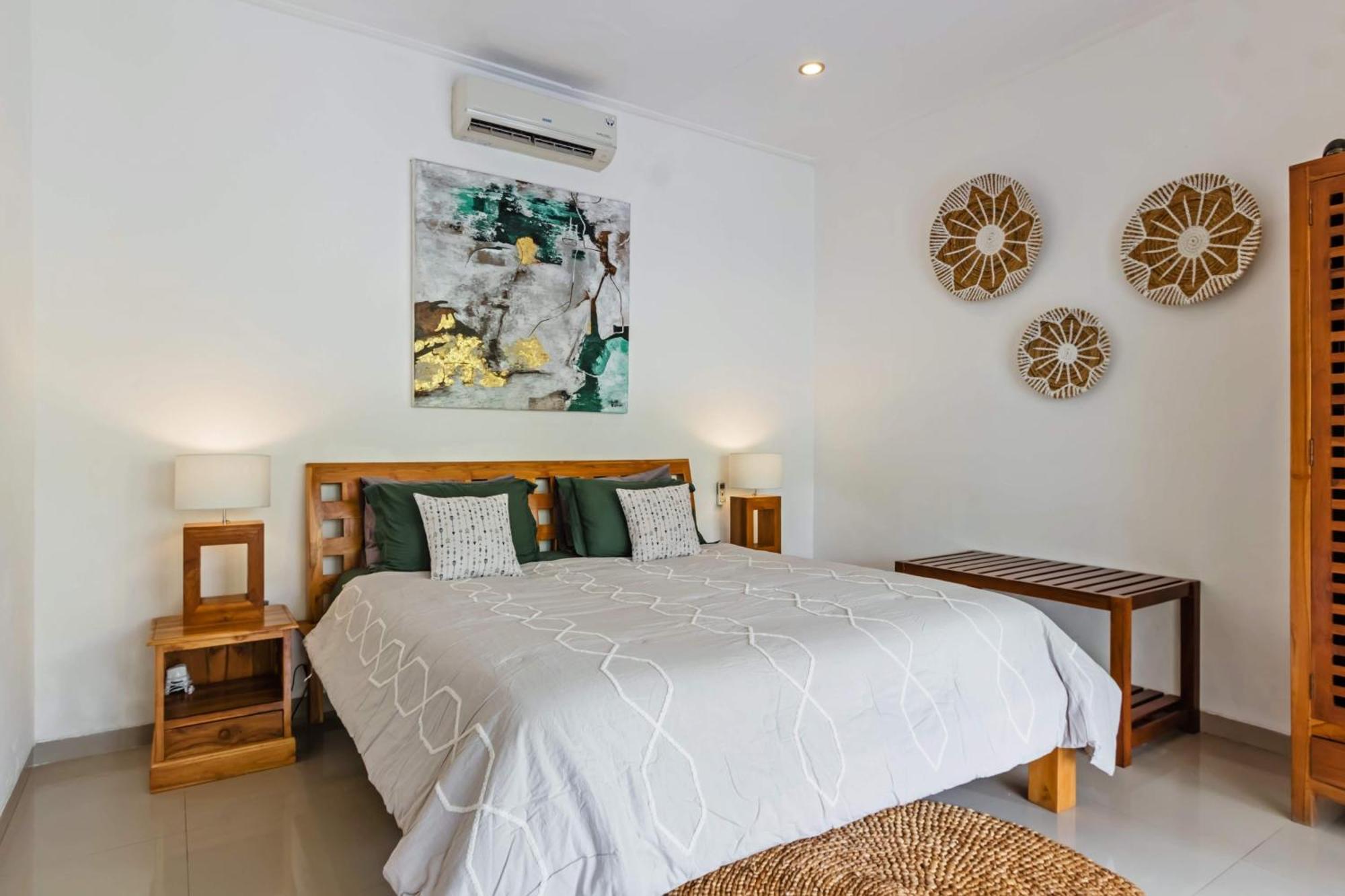 Adorable 1Br Villas In The Herat Of Seminyak Экстерьер фото