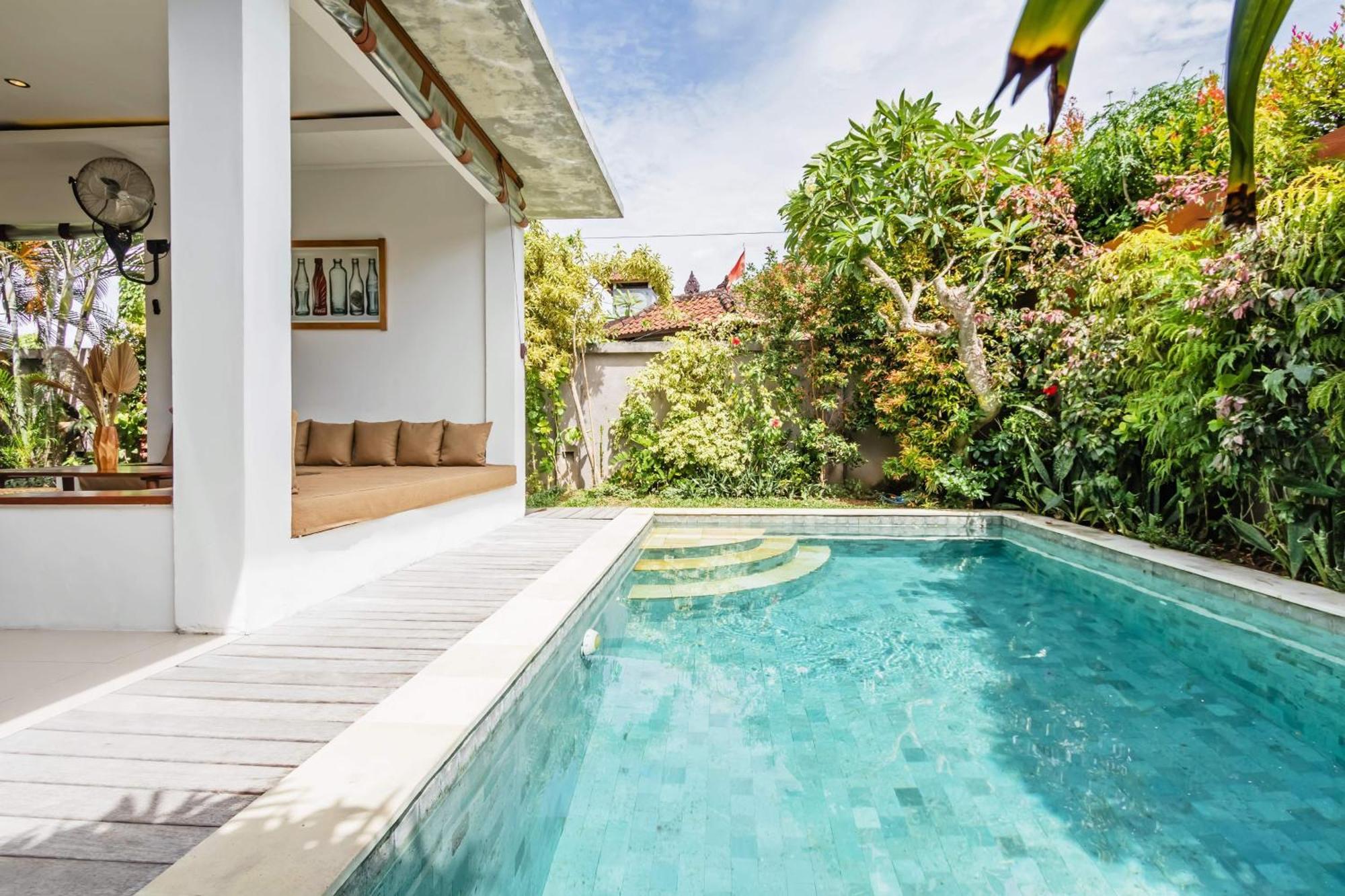 Adorable 1Br Villas In The Herat Of Seminyak Экстерьер фото