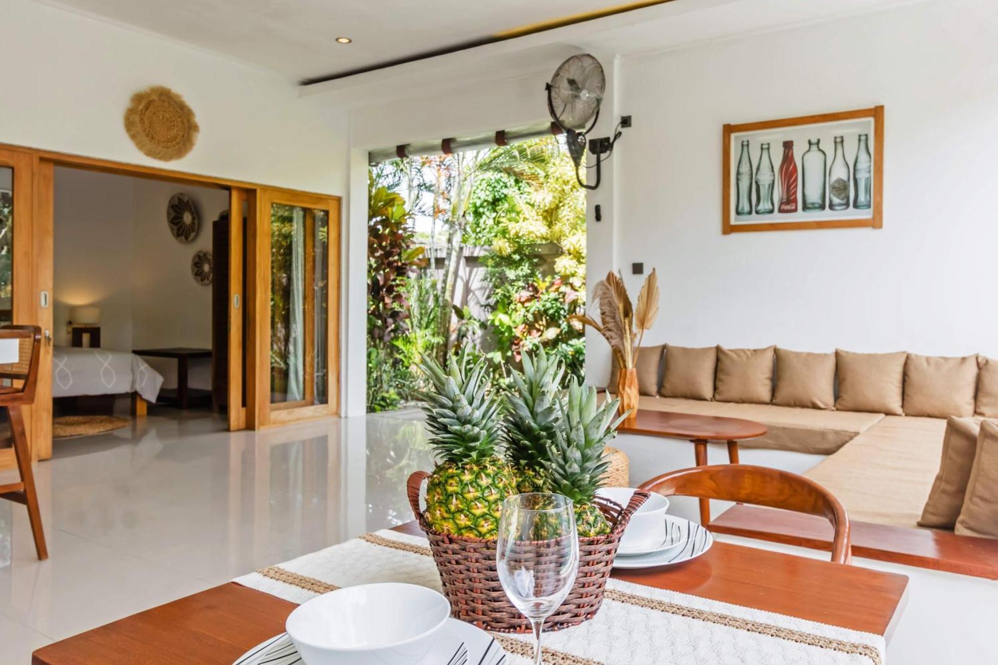 Adorable 1Br Villas In The Herat Of Seminyak Экстерьер фото
