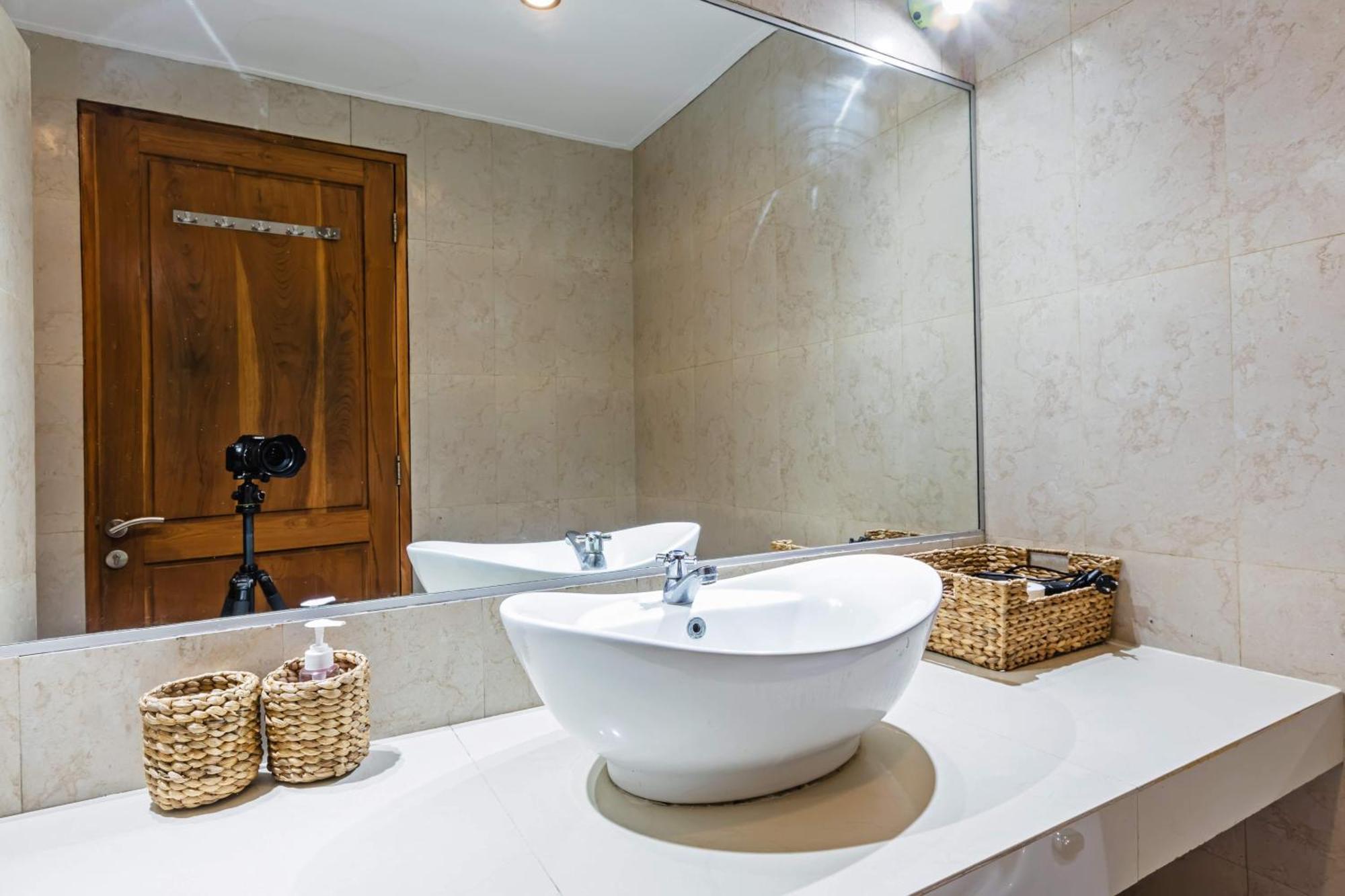 Adorable 1Br Villas In The Herat Of Seminyak Экстерьер фото