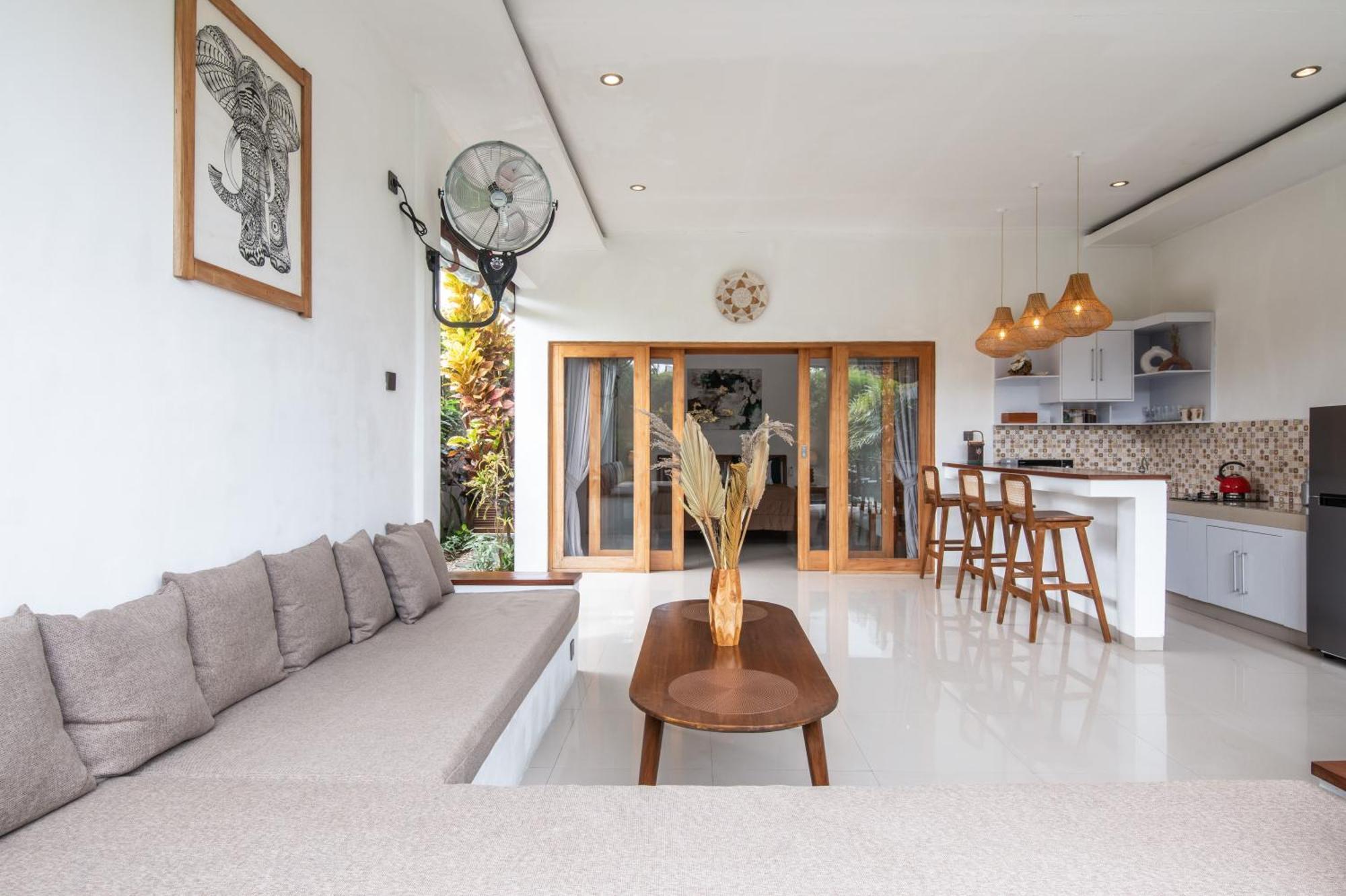 Adorable 1Br Villas In The Herat Of Seminyak Экстерьер фото