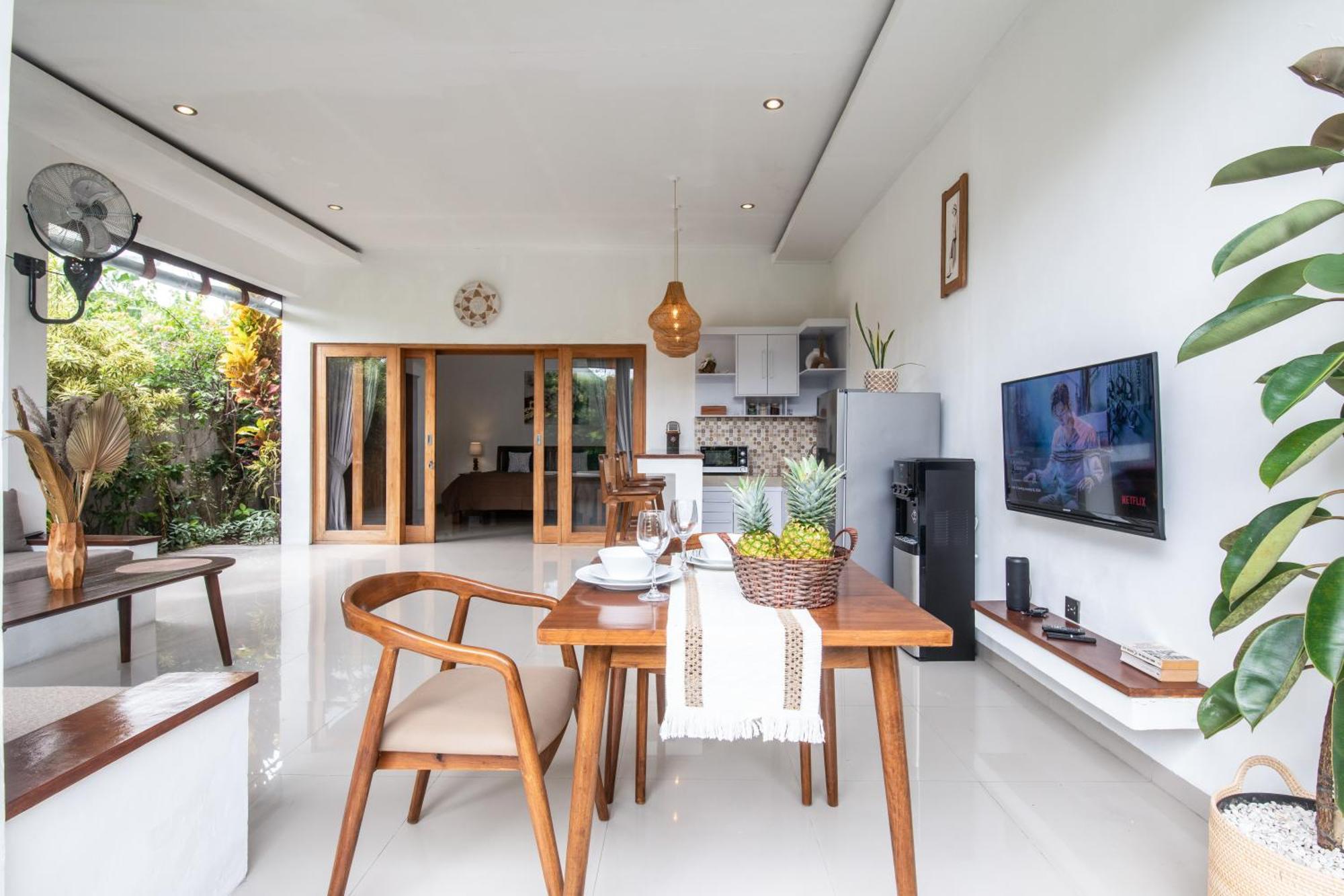 Adorable 1Br Villas In The Herat Of Seminyak Экстерьер фото
