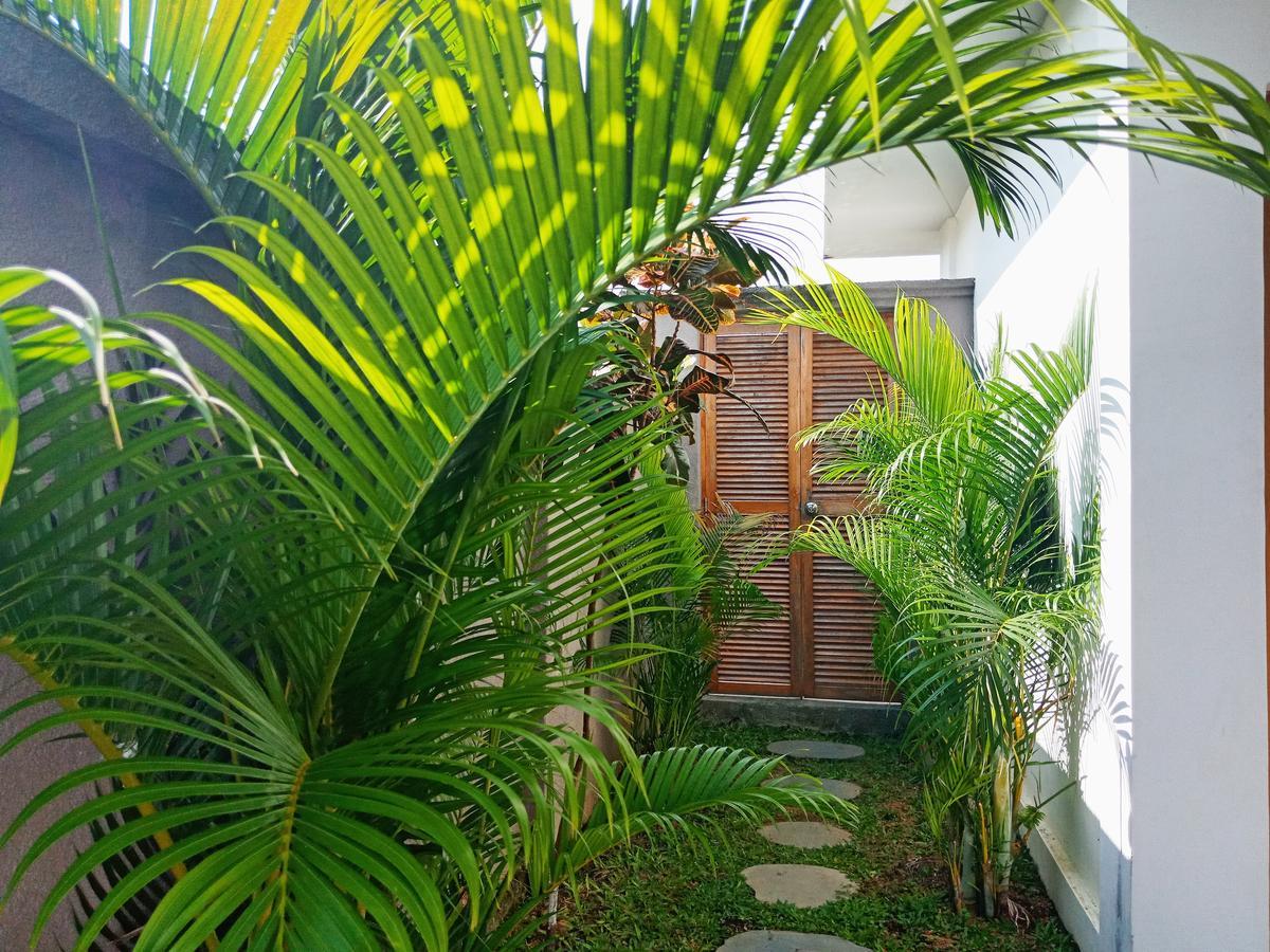 Adorable 1Br Villas In The Herat Of Seminyak Экстерьер фото